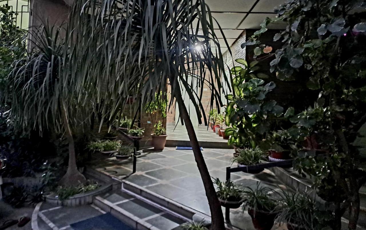 גווהטי Strawberry Swing Homestay מראה חיצוני תמונה
