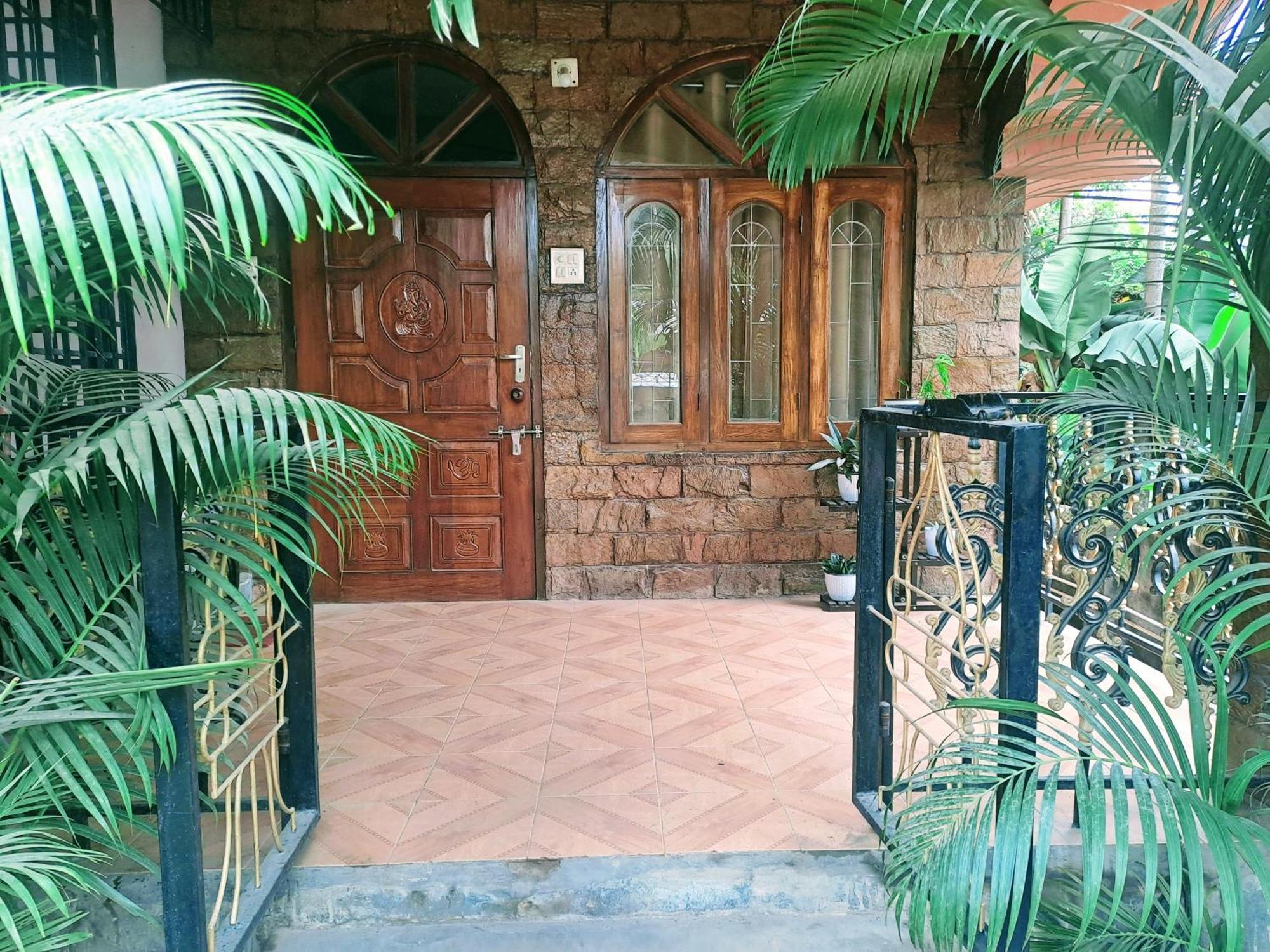 גווהטי Strawberry Swing Homestay מראה חיצוני תמונה